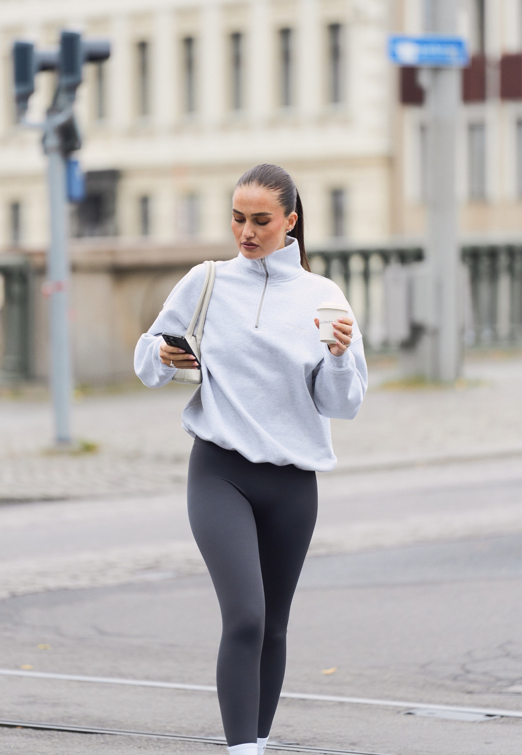 Sweat-shirt demi-zip ample - Gris chiné